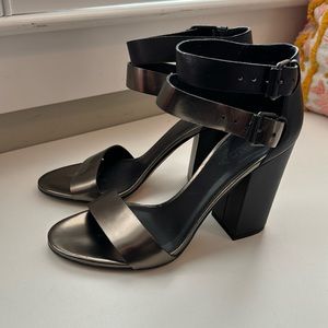 Vince heels